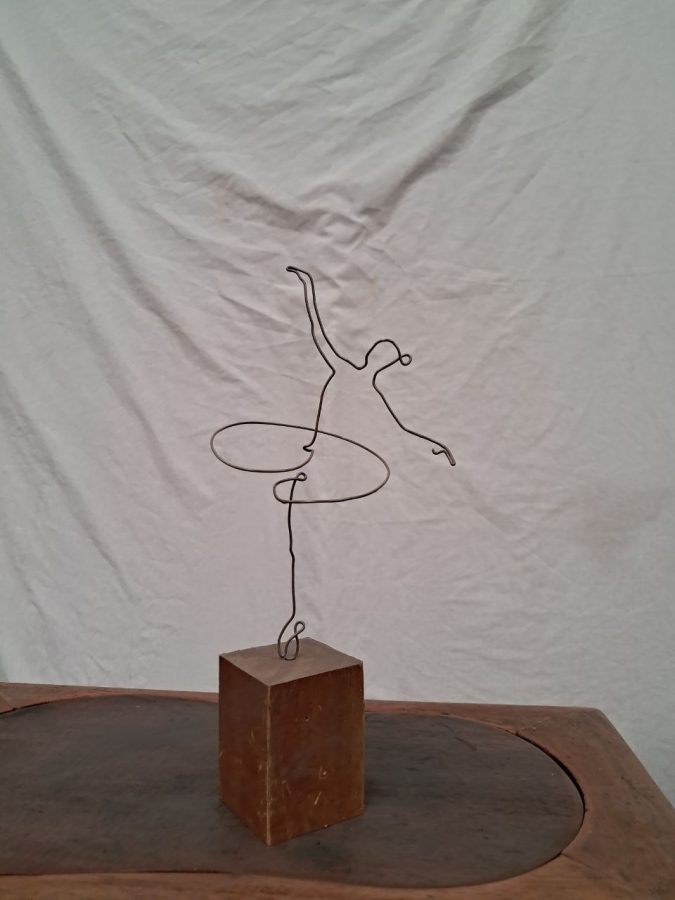 Abstract dancer wire sculpture
